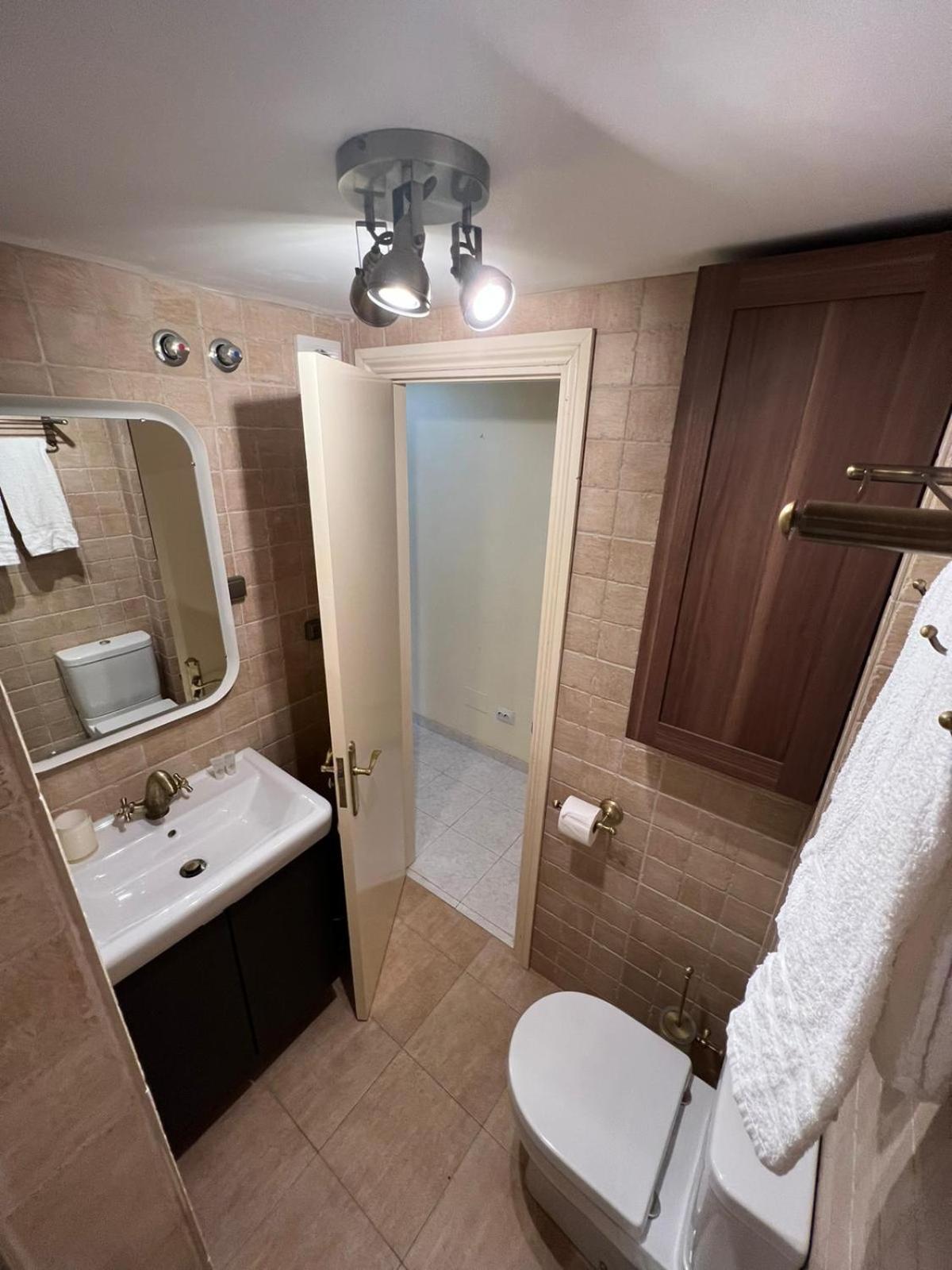 Apartamentos Playa Bajondillo Torremolinos Rum bild