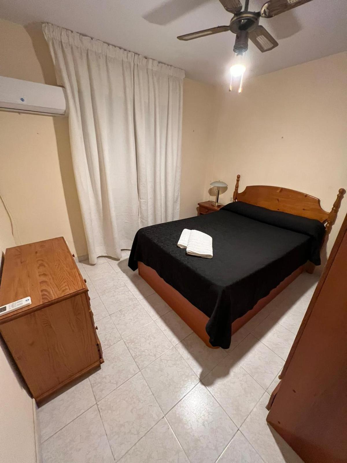 Apartamentos Playa Bajondillo Torremolinos Rum bild